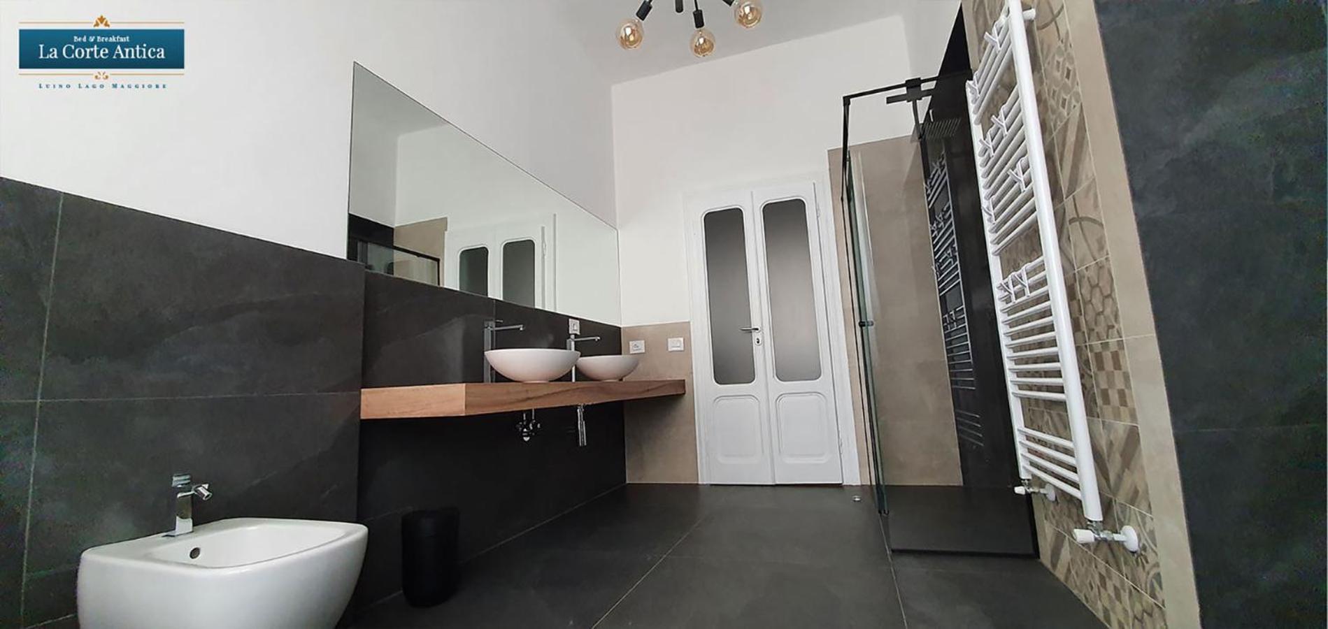 B&B La Corte Antica - Luino Lago Maggiore Eksteriør bilde
